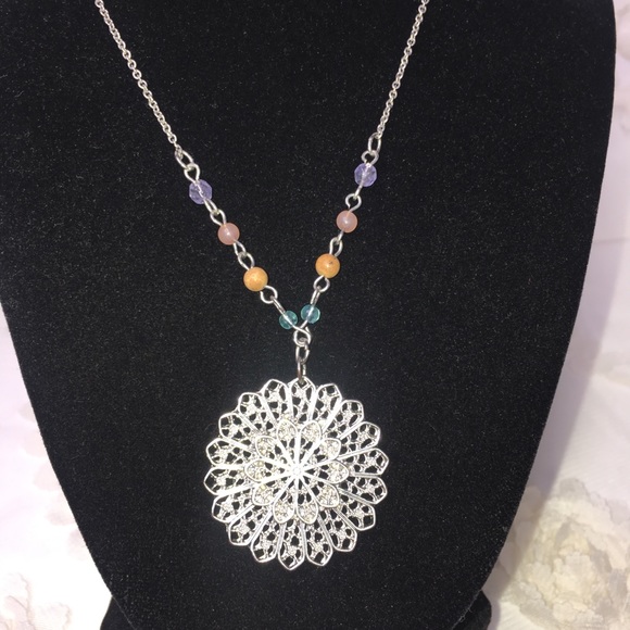 3/$30 American Eagle Outfitters filigree necklace